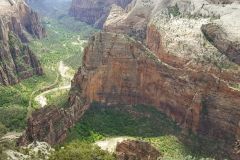 op_angels_landing_from_top