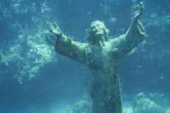 sn_statue_front